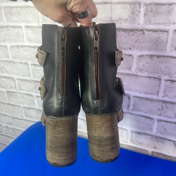 🦅|•FREEBIRD BY STEVEN•| Joey Pewter Ankle Booties Size 9 Dust Bags Included - Picture 5 of 10